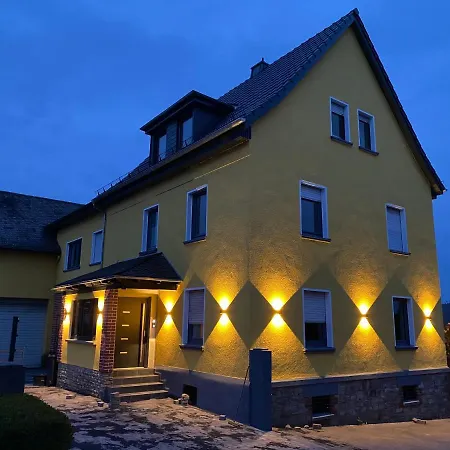 Apartment Geraeumige Ferienwohnung Im Gruenen - Nur 10 Min Bis Koblenz *