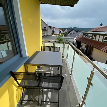 Apartment Geraeumige Ferienwohnung Im Gruenen - Nur 10 Min Bis Koblenz *
