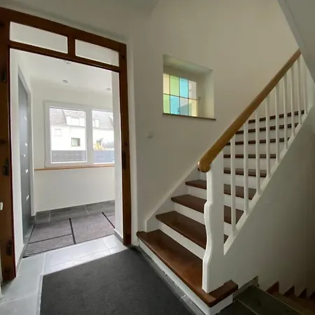 Apartment Geraeumige Ferienwohnung Im Gruenen - Nur 10 Min Bis Koblenz *