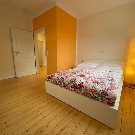 Apartment Geraeumige Ferienwohnung Im Gruenen - Nur 10 Min Bis Koblenz